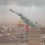 Snimka kao iz filma katastrofe: Sru&scaron;ila se replika Kipa slobode u Brazilu