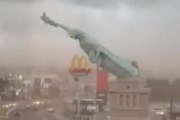 Snimka kao iz filma katastrofe: Sru&scaron;ila se replika Kipa slobode u Brazilu