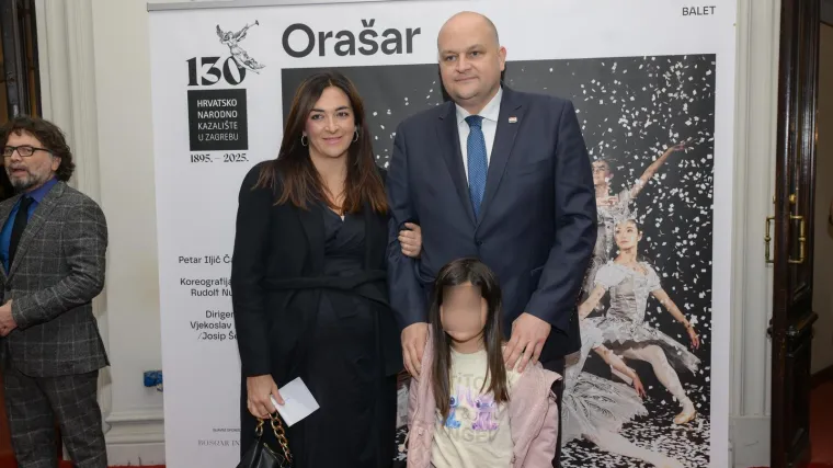 Ministar &Scaron;u&scaron;njar postao otac po četvrti put, otkrili koje su ime dali djetetu