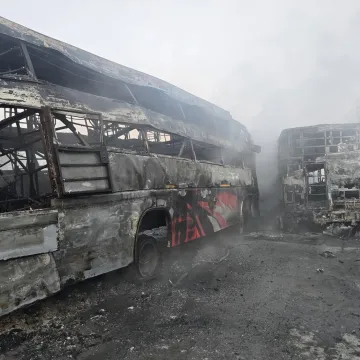 Za sudar osam autobusa i tri auta na autocesti kriva je magla! Najmanje 13 mrtvih i 75 ozlijeđenih