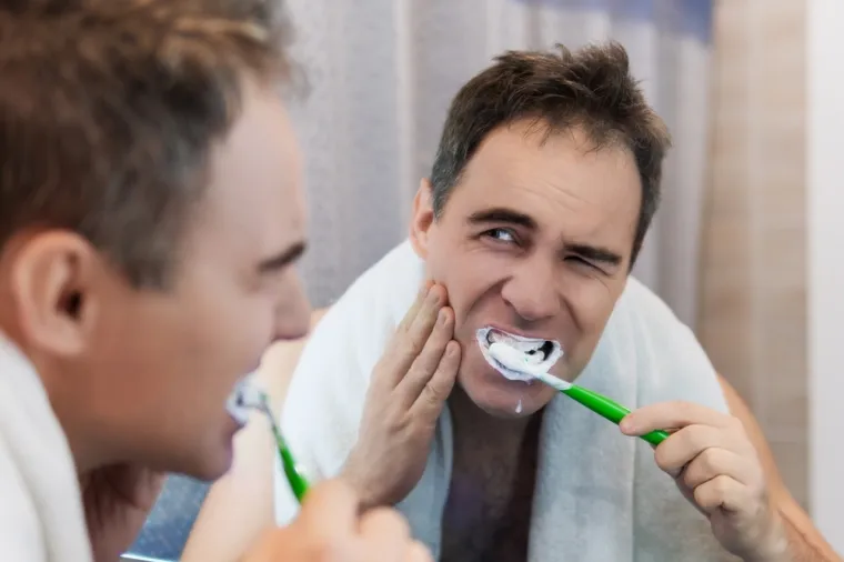 Neurolog o navikama koje uni&scaron;tavaju mozak: Jednu od njih milijuni ljudi rade svake noći