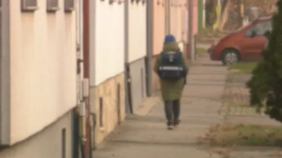 Dječaka s pote&scaron;koćama u razvoju pustili samog iz &scaron;kole, udario ga auto! Progovorio ogorčeni roditelj