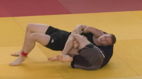 Ru&scaron;e protivnika bez udarca: 'A drugi misle da smo izrezani, krupni, ćelavi...'