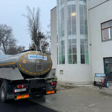 U zagrebačkom vrtiću otkrivena Legionella, u obližnjoj &scaron;koli zabrinuti! 'Recite djeci da ne piju vodu'