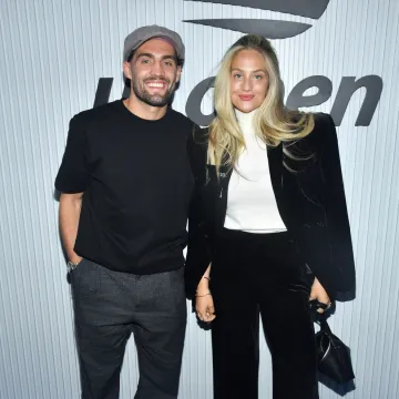 Proslavila 33. rođendan: Mnogi neće prepoznati Izabel Kovačić na ovim fotografijama