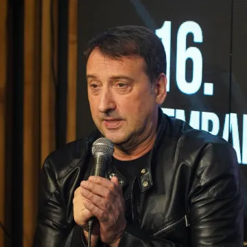 Otac ga je ukrao iz rodili&scaron;ta: Mnogi ne znaju za ovaj detalj iz života Harija Vare&scaron;anovića