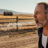 Mu&scaron;karac (86) pljunuo, pa ga dočekali policajci: Naplatili mu kaznu od koje ga je zabolila glava