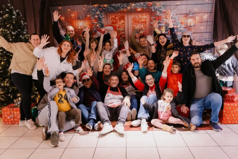 Dok drugi prodaju, oni prikupljaju: Advent u Donjem Humcu podsjetio na prave vrijednosti Božića