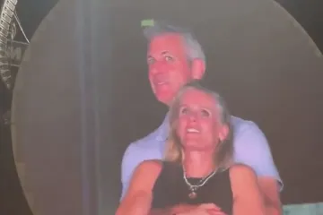 'Bila je to samo jedna večer': Napokon progovorila žena čiji je intimni trenutak obi&scaron;ao svijet