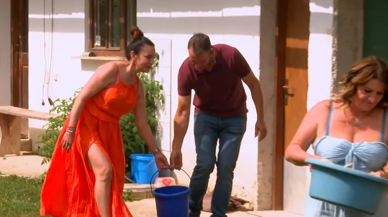 Nakon novog spoja Maya je sve veća prijetnja Kseniji, a Josip E. ponovno ljubio Iris