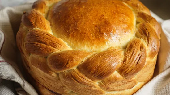 Pogača koja nosi novac, sreću i zdravlje: Česnica je ključan dio pravoslavnog Božića