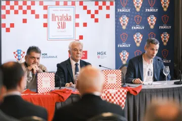 Predstavljena knjiga o utakmici na kojoj je počeo kult reprezentacije: Vatreni slijede taj put