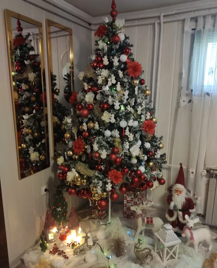 Božićna jelko-manija se nastavlja: 'Ooo, ovo je pravo zimsko čudo!'