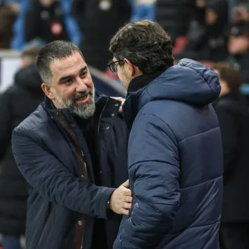 Suluda atmosfera u Krakovu: Ukrajinski svirači ukrali show, protiv Rijeke navijao i Djed Božićnjak