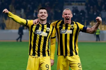 Padni mi na grudi: Vida i srpska zvijezda napravili šou, kamere sve snimile