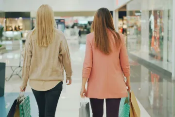 U slučaju da se jo&scaron; niste opremili za blagdane, donosimo vam gdje sve možete u kupovinu ove nedjelje