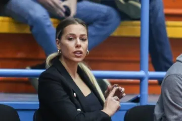 Biv&scaron;a djevojka Tedeschija mlađeg objavila sretnu vijest: Čeka dijete s makedonskim nogometa&scaron;em