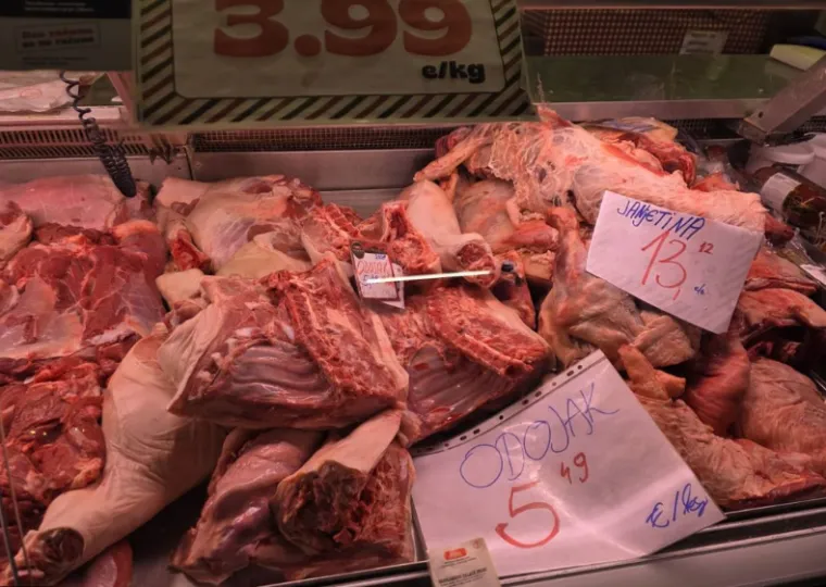 Cijene mesa pale u hrvatskom gradu: Pazite koliko ko&scaron;ta odojak