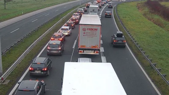 Kaos na A3 nakon prometne nesreće, kolona duga devet kilometara: Oglasio se HAK