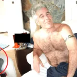 Dijete snimljeno pokraj polugolog Epsteina? Jezivi detalj podigao buru: 'Bolesna životinja'