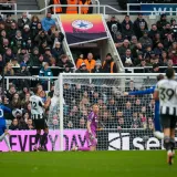 Nova luda utakmica i golijada u Engleskoj: Osporavani Nijemac briljira