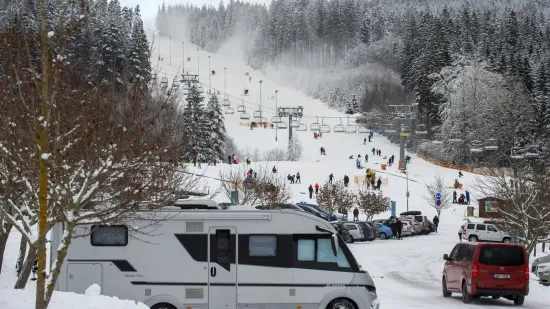 Horor u Crnoj Gori: Turisti ispali iz ko&scaron;are na žičari, ima mrtvih