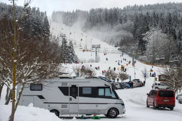 Horor u Crnoj Gori: Turisti ispali iz ko&scaron;are na žičari, ima mrtvih