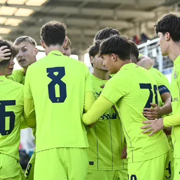 Dinamova mladež gazi sve pred sobom: Englezi ne znaju &scaron;to ih je sna&scaron;lo