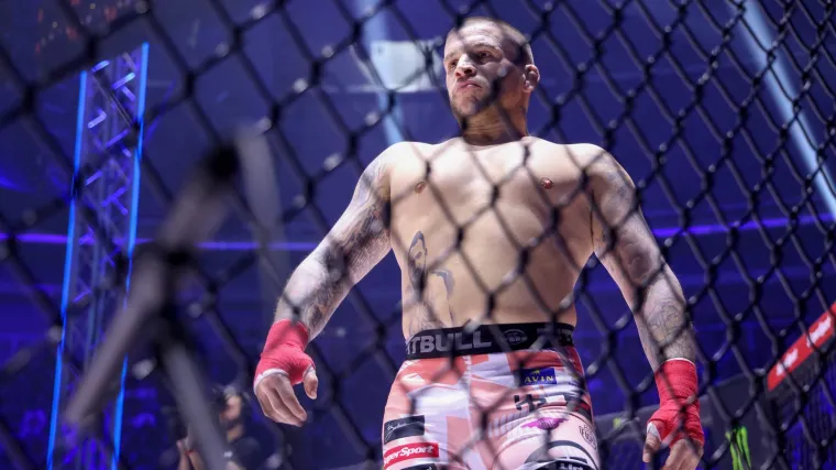 Vaso je zvijezda kakve nema: Redari se guraju za fotografiju s jedinim Psihom