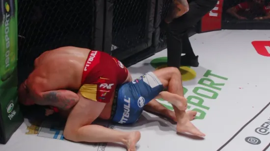 FNC 26 - Kićo u transu, kao od stijene odvaljen, maljevima uni&scaron;tio Slovaka, pa napravio &scaron;ou: Ljudi, ovo morate vidjeti