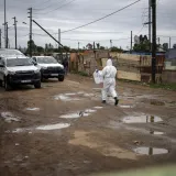 Masakr ispred puba, na ljude pucali iz kala&scaron;njikova i pi&scaron;tolja: Najmanje devet mrtvih