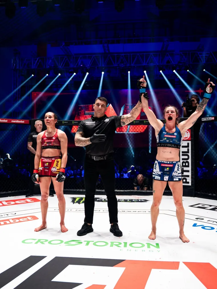 FNC 26 pokazao sve: Borci briljirali, a publika stvorila jedinstvenu atmosferu, doslovno...