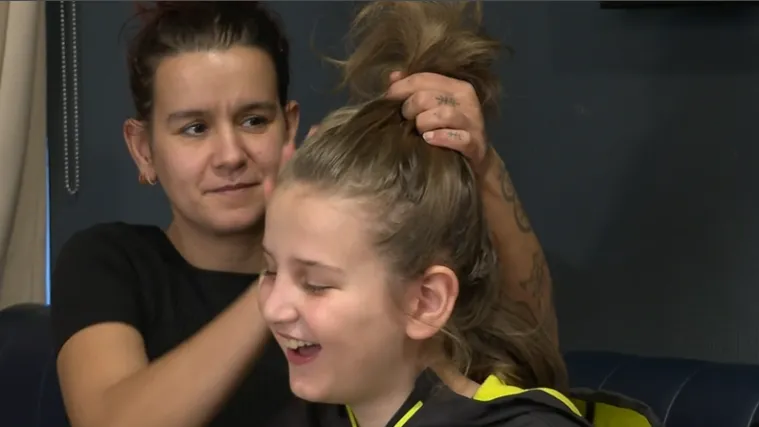 Patrik (10) pu&scaron;ta kosu kako bi je darovao djeci oboljeloj od raka: 'Meni to znači puno'