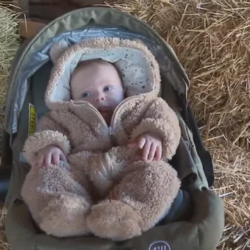 Malo mjesto, velika priča: Proložac se mjesecima sprema za božićno čudo, ove godine mali Ante u ulozi Isusa