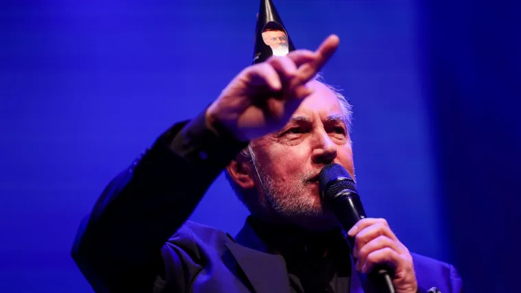 Miroslav &Scaron;koro velikim koncertom u Lisinskom obilježio 40 godina karijere