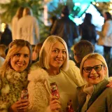 Djevojke poludjele za njim! Pogledajte kakvu atmosferu je napravio Jakov Jozinović u Makarskoj