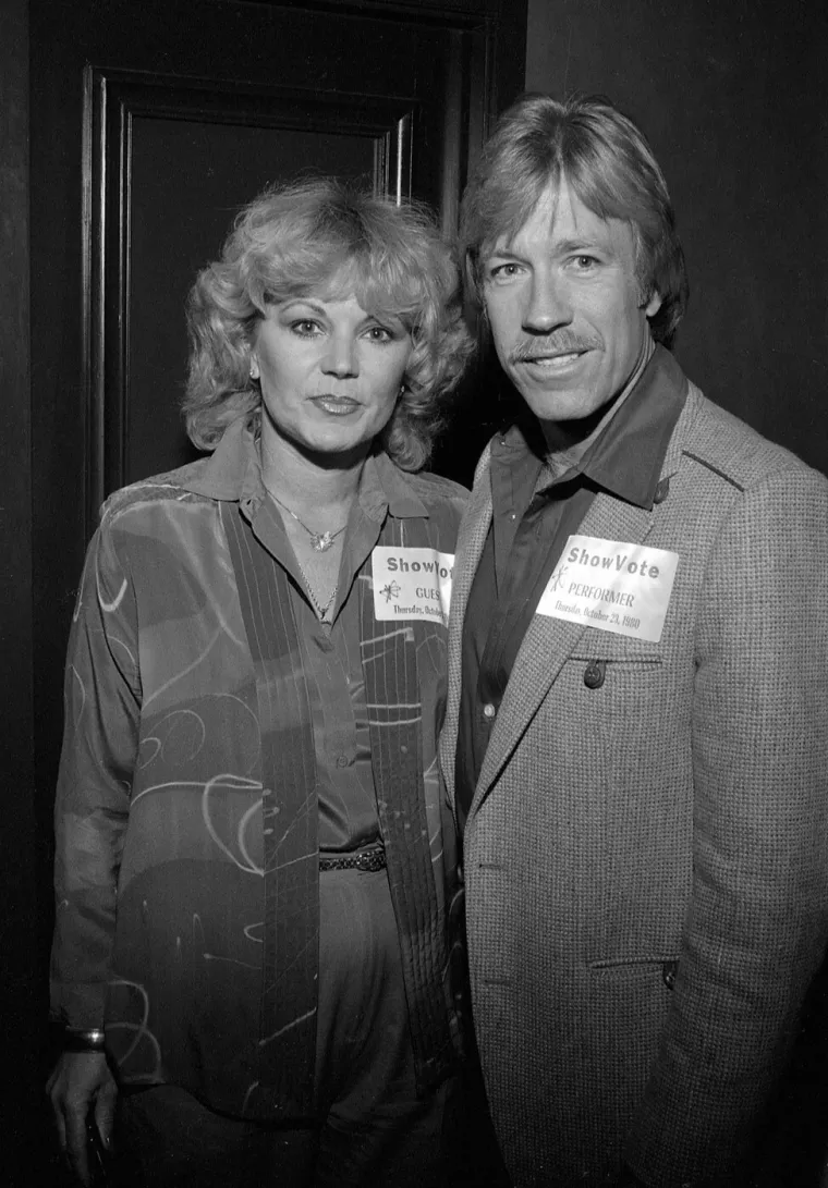 Umrla biv&scaron;a supruga Chucka Norrisa, glumac emotivno poručio: 'Te godine značile su mi sve'