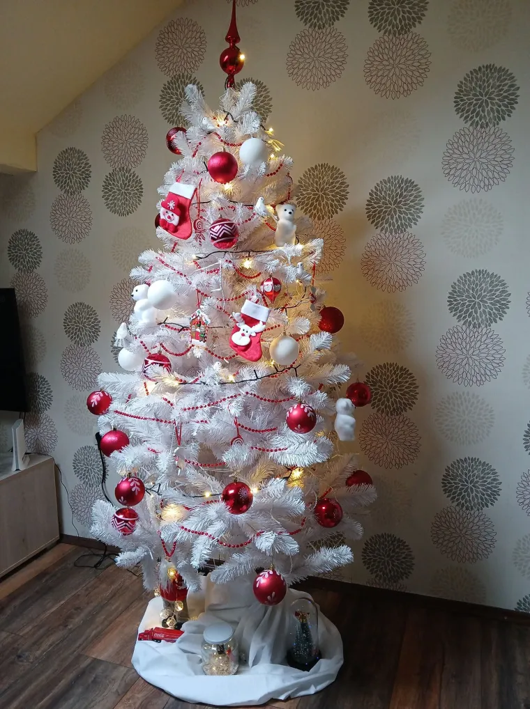 Glamurozne, jednostavne, drugačije: Blagdanski maraton va&scaron;ih jelki se nastavlja