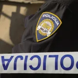 Zbog poku&scaron;aja ubojstva na Trsatu uhićena trojica mladića, policija traže i ostale sudionike