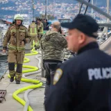 Drama u Biogradu: Izgorjelo osam brodica i hangar, policija sumnja da je požar podmetnut