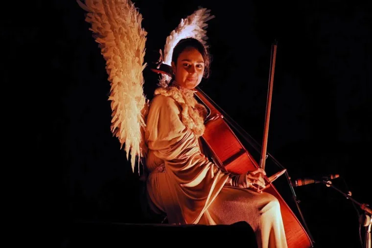 Žive jaslice u Postojnskoj jami: Podzemna božićna bajka u kojoj sudjeluju i Hrvatske glazbenice