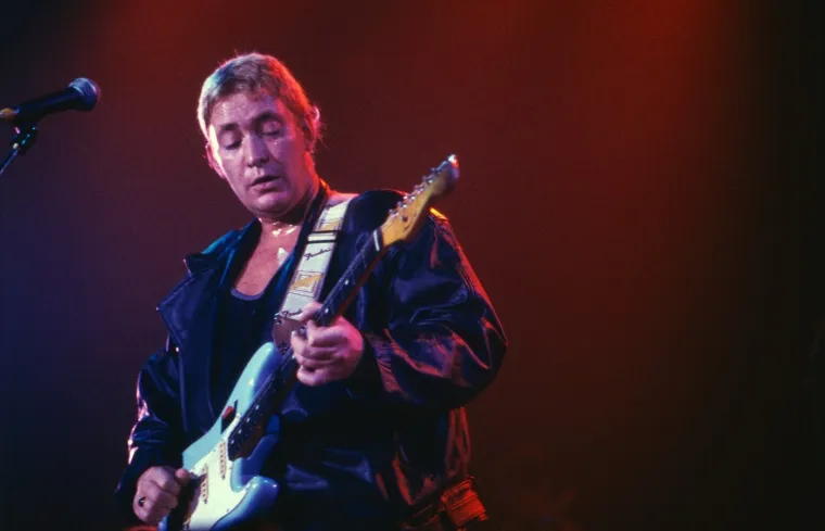 Umro je pjevač Chris Rea, poznat po velikom božićnom hitu