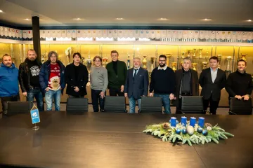 Poznati glazbenici u VIP salonu Stadiona Maksimir: 'Zagreb je oduvijek bio otvoren prema svima'