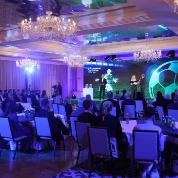 Ma kakav igrač godine?! Na velikoj svečanosti svi su gledali samo u nju