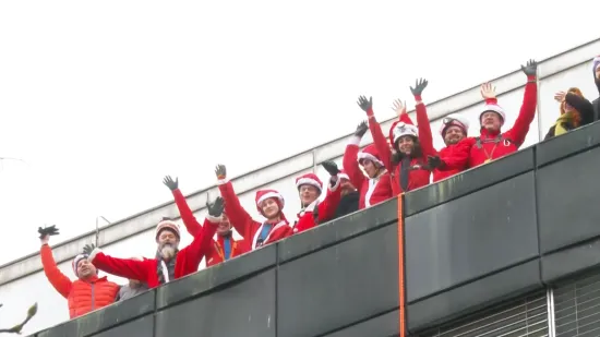 Veselje u dječjim bolnicama diljem Hrvatske: Na krovovima Djedovi i Bake Mrazovi!