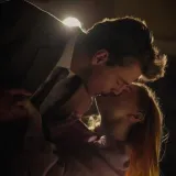 Usred priprema za vjenčanje, Zorini snovi o Nikoli unose nemir u sestrinsku idilu