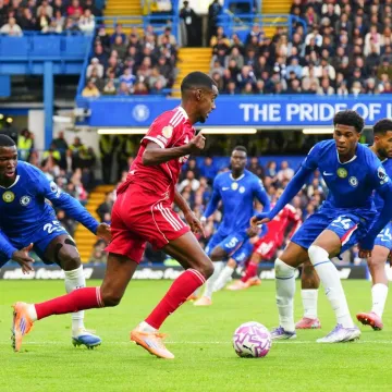 Katastrofa za Redse: Isakova noga je slomljena, Englezi objavili kad bi se tek mogao vratiti