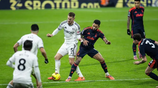 Auf, te&scaron;ko za gledati! Stravičnu ozljedu Fulhamova stopera uhvatilo oko kamere