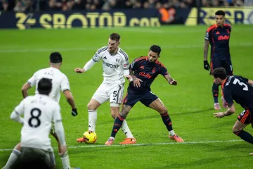 Auf, te&scaron;ko za gledati! Stravičnu ozljedu Fulhamova stopera uhvatilo oko kamere