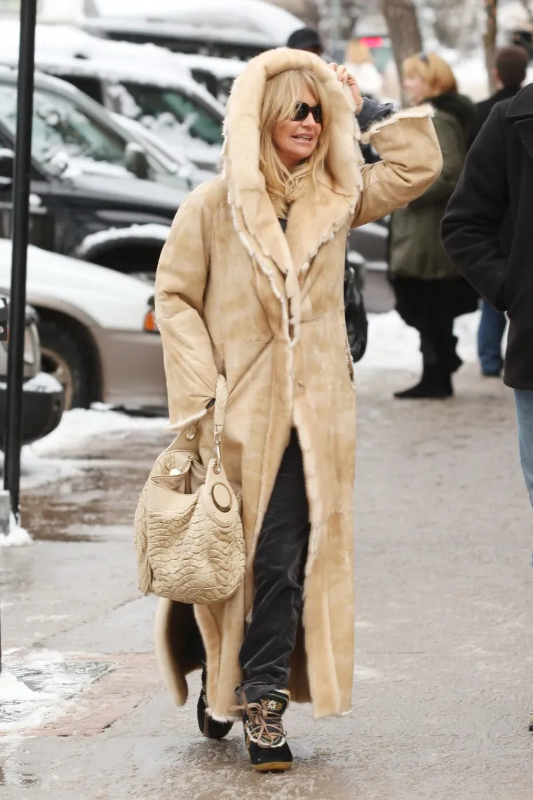 Kaubojski &scaron;e&scaron;iri, rasko&scaron;ne bunde i skupi &scaron;oping: Aspen je zimski raj za bogate i slavne